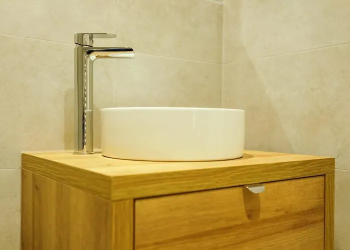 Hotwells Flat 2 - Hopewell * Bristol